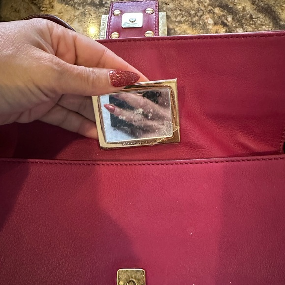 Pink Fendi Bagette - Picture 4 of 8